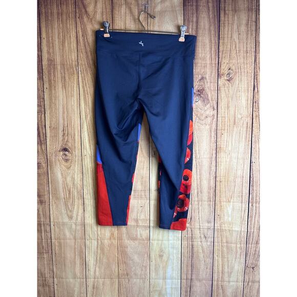 Joy Lab Cropped Red Poppy Flower and Blue Leggings Size M New - Picture 3 of 7